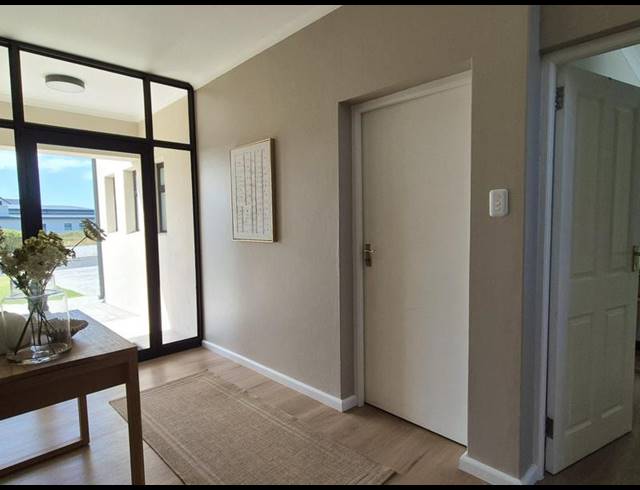 3 BEDROOM HOUSE FOR SALE IN KLEINBAAI